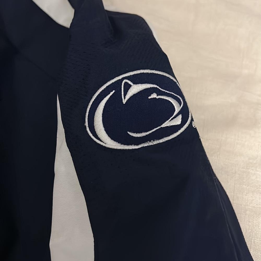 Pen State rain jacket. - Picture 3 of 6
